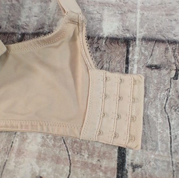 Wacoal Basic Beauty Underwire Beige Bra 38G - Picture 8 of 13